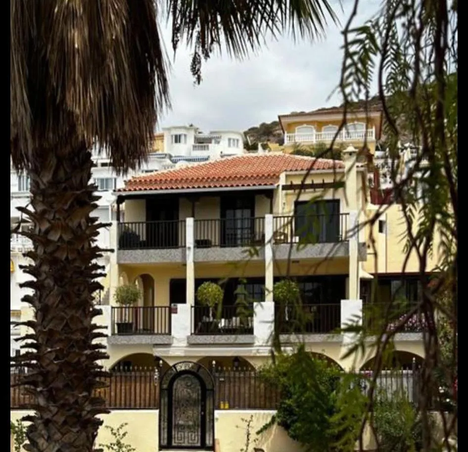Villa Natali ,Luxury 3-Levels Large Villa On Tenerife, Ocean View, Private Poo L& Barbecue Area Costa Adeje