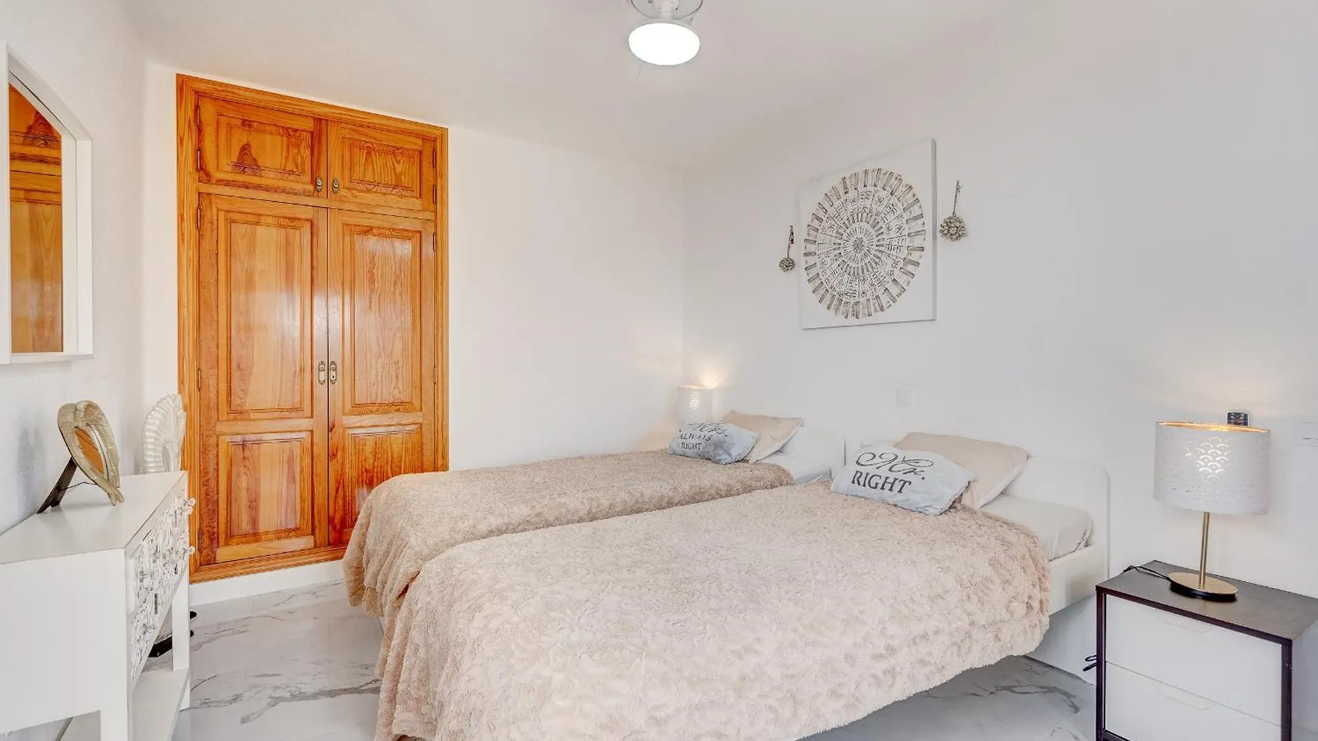 Villa Natali ,Luxury 3-Levels Large Villa On Tenerife, Ocean View, Private Poo L& Barbecue Area Costa Adeje