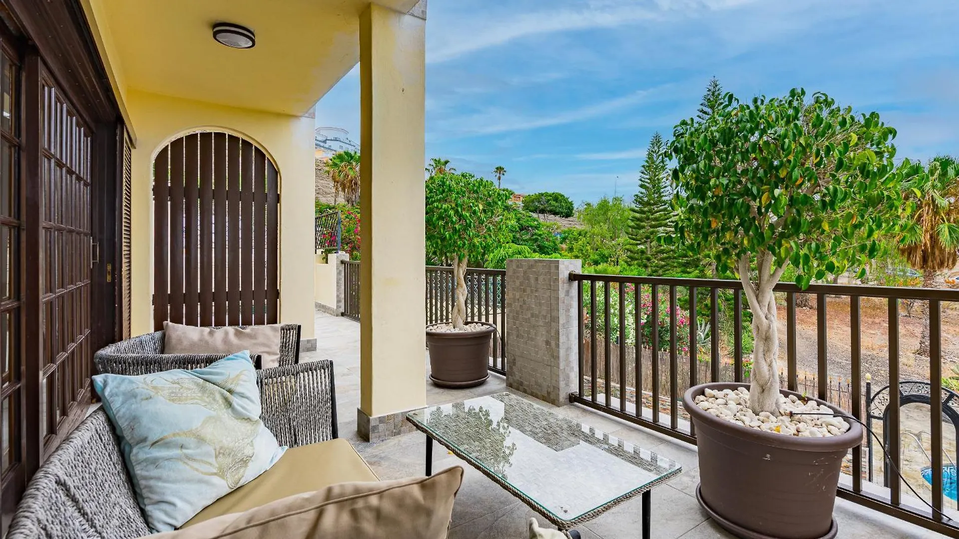 Villa Natali ,Luxury 3-Levels Large Villa On Tenerife, Ocean View, Private Poo L& Barbecue Area Costa Adeje   Costa Adeje (Tenerife)