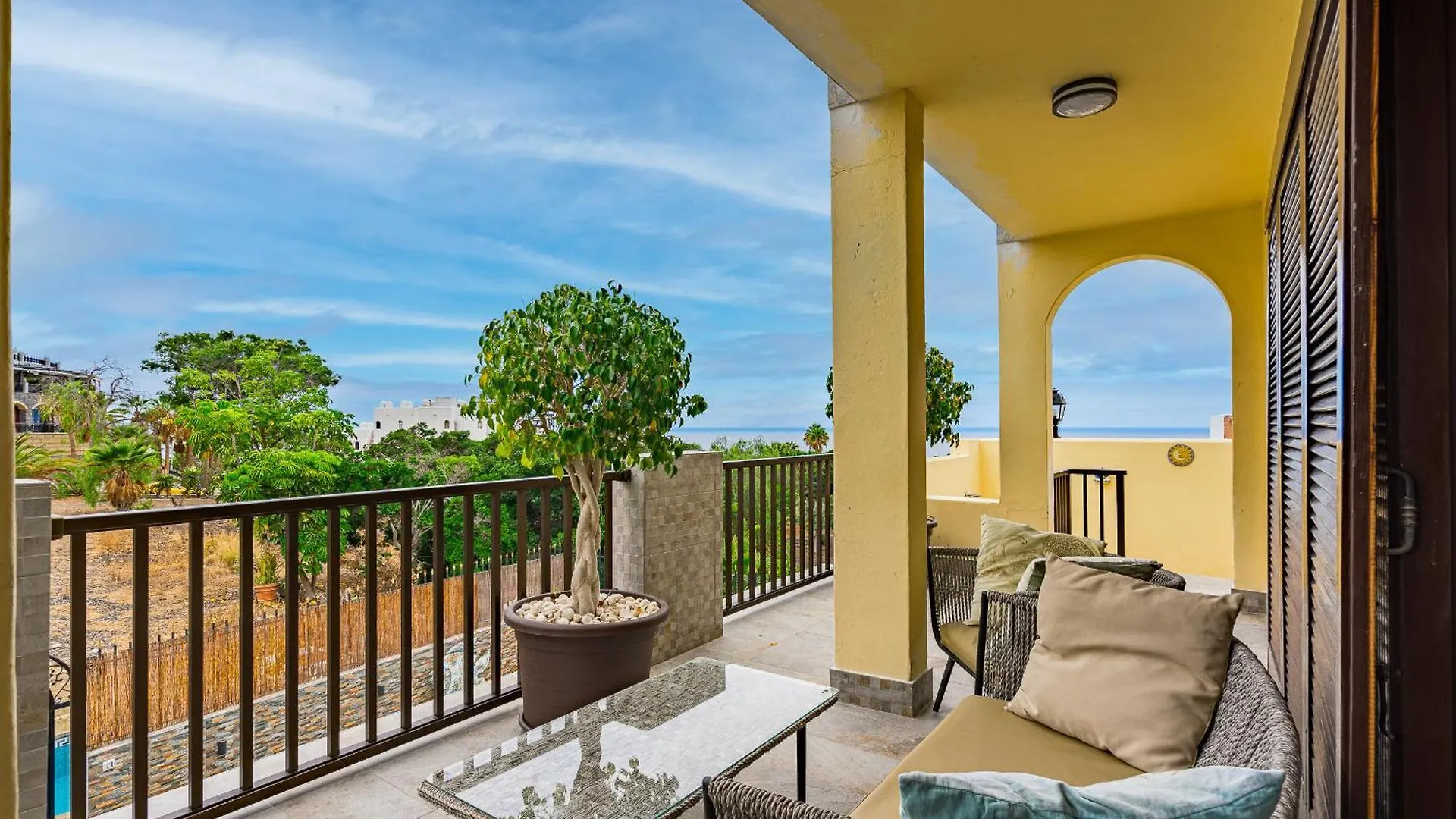 Villa Natali ,Luxury 3-Levels Large Villa On Tenerife, Ocean View, Private Poo L& Barbecue Area Costa Adeje